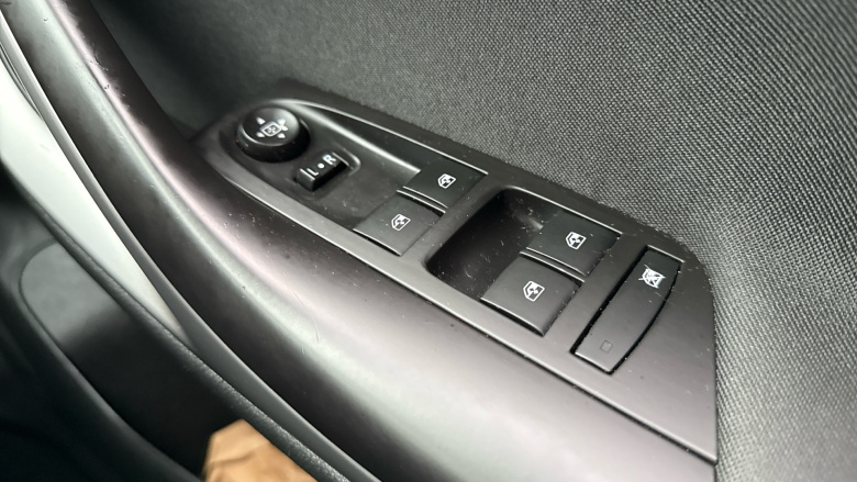 Vauxhall Astra 1.0T ecoTEC Design 5dr Petrol Hatchback